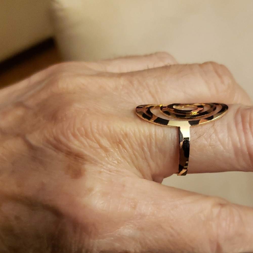 Rose Gold Smart Ring - Picture 3 of 9